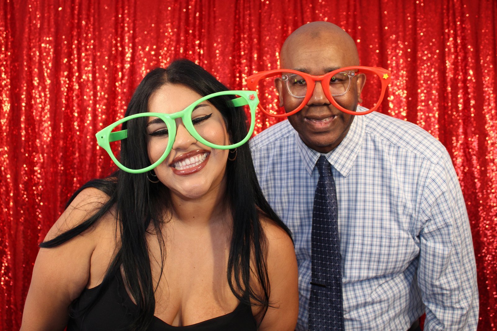 Wedding guests enjoying the DLP photo booth at a Los Angeles reception